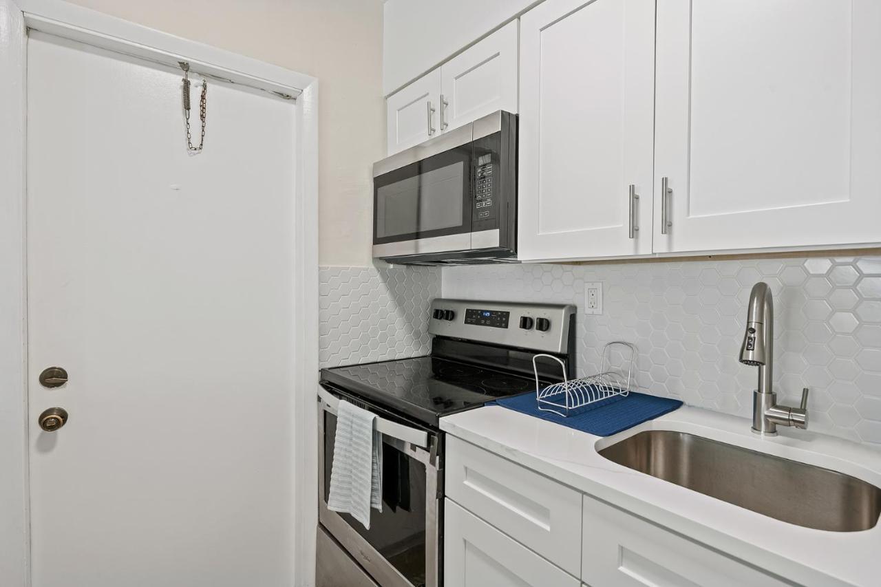 Comfy Bnb W/ King Bed + Work/Travel + Beach 8 Min Hallandale Beach Εξωτερικό φωτογραφία