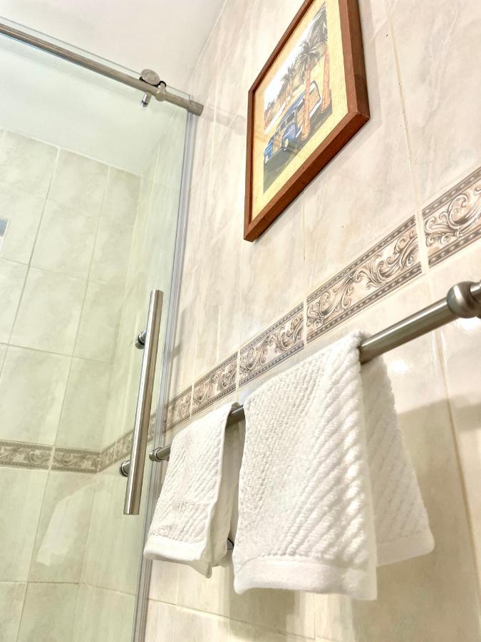 Comfy Bnb W/ King Bed + Work/Travel + Beach 8 Min Hallandale Beach Εξωτερικό φωτογραφία